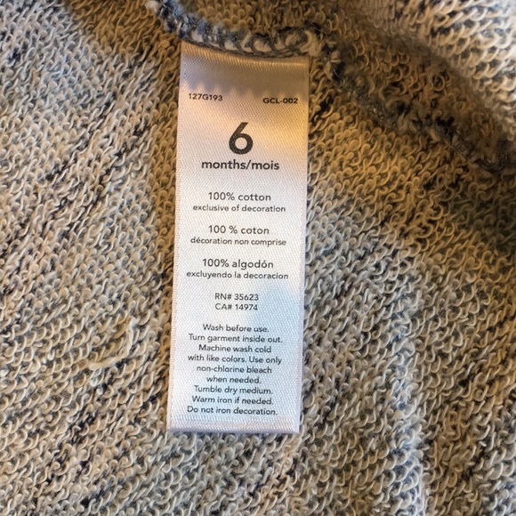 Carter’s Long Sleeved Hooded Onesie - Picture 5 of 5